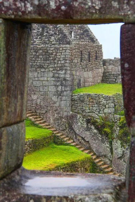 inca trail to machu picchu