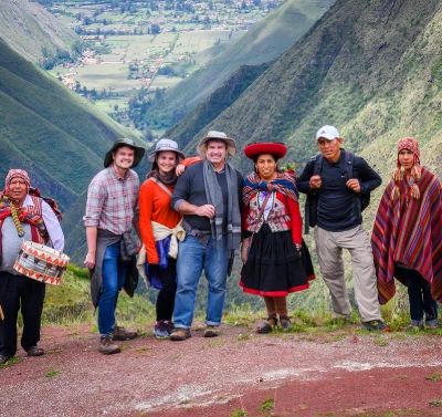 hikes to huchuy qosqo